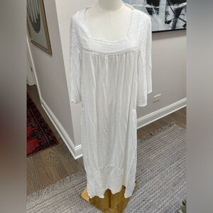 Zara Sheer Embroidered White Cover Up / Dress - Sz XS